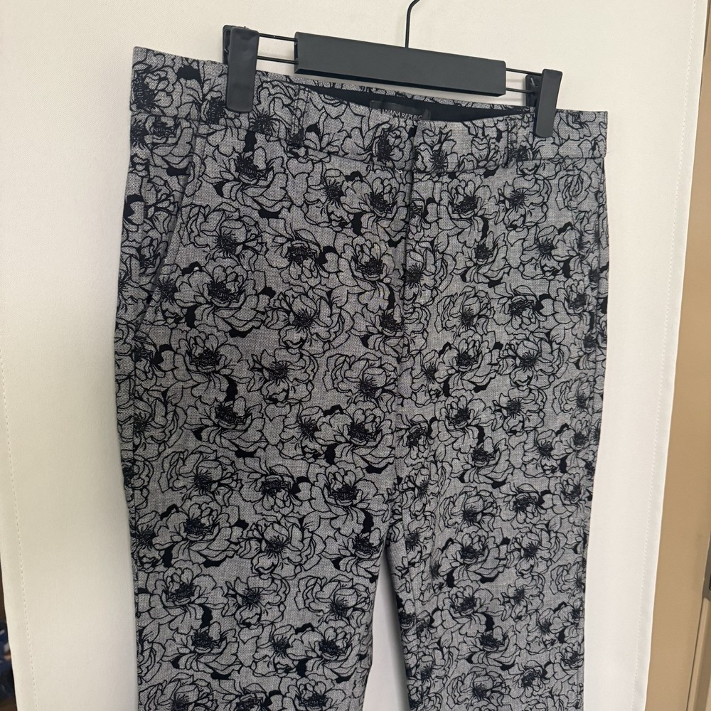 Banana Republic Womens 8 Black Grey Floral Ryan Slacks Dress Pants Bottoms - Picture 2 of 8